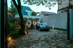 Jual Rumah Mewah Megah Dengan View Eksklusif di BSD, Tangerang Jual Rumah Mewah Megah Dengan View Eksklusif di BSD, Tangerang