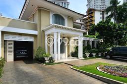 Jual Rumah Mewah Megah Dengan View Eksklusif di Permata Hijau, Jakarta Selatan Jual Rumah Mewah Megah Dengan View Eksklusif di Permata Hijau, Jakarta Selatan