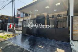 Dijual Rumah Mewah Megah Dengan View Cantik di Pondok Kelapa, Jakarta Timur Dijual Rumah Mewah Megah Dengan View Cantik di Pondok Kelapa, Jakarta Timur
