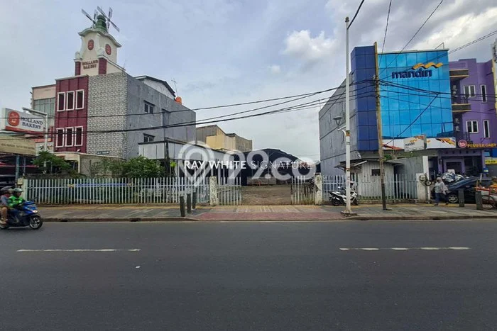 Kavling Tanah untuk Dijual di Pondok Bambu, Jakarta Timur, Luas 2200m2 Kavling Tanah untuk Dijual di Pondok Bambu, Jakarta Timur, Luas 2200m2