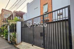 Dijual Rumah Kost di Setiabudi, Jakarta Selatan, 32 KT, 32 KM, Bangunan 430m2 Dijual Rumah Kost di Setiabudi, Jakarta Selatan, 32 KT, 32 KM, Bangunan 430m2