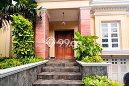 For Sale! Luxury House LT 450m2 Desain Modern di Gandaria For Sale! Luxury House LT 450m2 Desain Modern di Gandaria