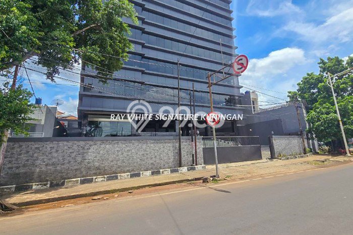 Kantor Bagus Dijual LB 4000m2 Lokasi Strategis Jakarta Selatan Area Cocok untuk Berbisnis Kantor Bagus Dijual LB 4000m2 Lokasi Strategis Jakarta Selatan Area Cocok untuk Berbisnis