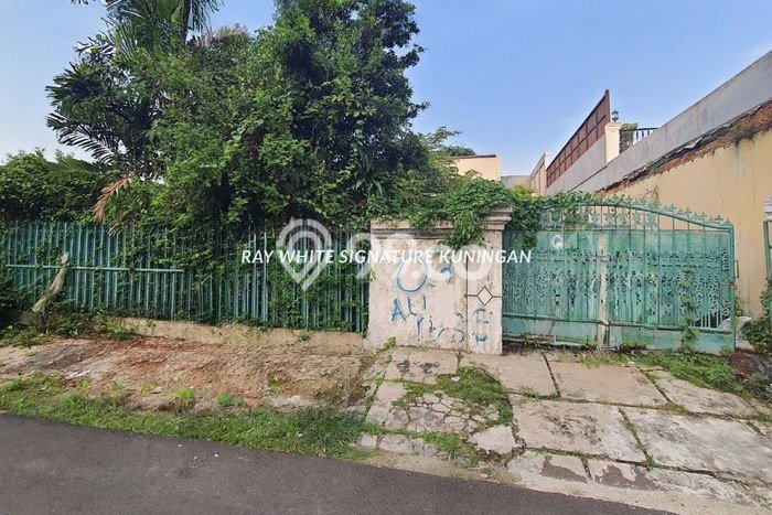 Tanah Kosong Dijual di Jakarta Selatan dengan Area 289m2 Tanah Kosong Dijual di Jakarta Selatan dengan Area 289m2