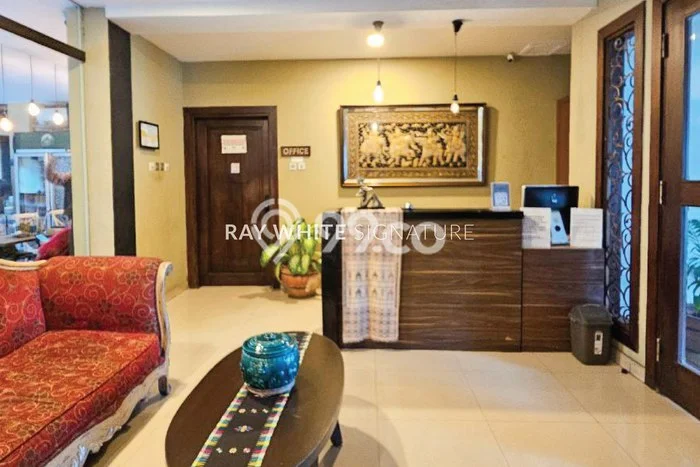 LOKASI STRATEGIS! Hotel Kawasan , Luas 2400m2m², Jalan Utama LOKASI STRATEGIS! Hotel Kawasan , Luas 2400m2m², Jalan Utama