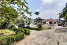 LOKASI STRATEGIS! Tanah di Jati Padang, Luas 3969m², Lingkungan Nyaman, Cocok untuk Hunian LOKASI STRATEGIS! Tanah di Jati Padang, Luas 3969m², Lingkungan Nyaman, Cocok untuk Hunian