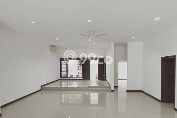 Rumah Sewa Jakarta Selatan LT 600m2 LB 450m2 Kawasan Kemang Rumah Sewa Jakarta Selatan LT 600m2 LB 450m2 Kawasan Kemang