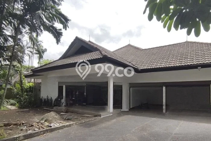 Rumah Sewa Jakarta Selatan LT 600m2 LB 450m2 Kawasan Kemang Rumah Sewa Jakarta Selatan LT 600m2 LB 450m2 Kawasan Kemang