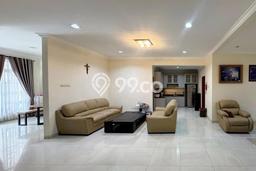 Ready to Use! Premium House LT 200m2 Desain Modern di Modernland Ready to Use! Premium House LT 200m2 Desain Modern di Modernland