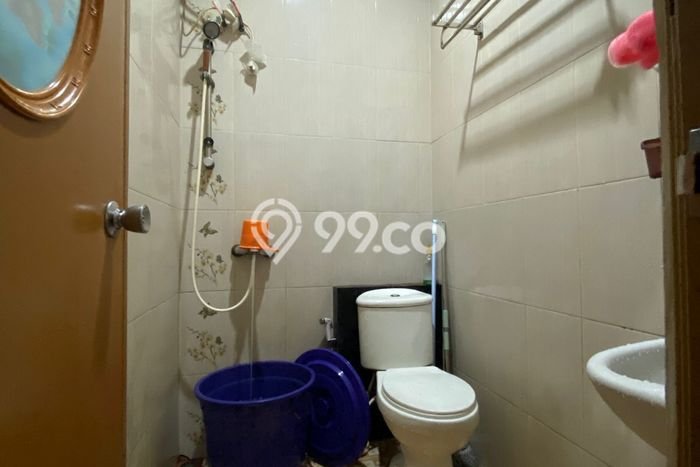 Rumah Strategis Modern Lb 90m2 di Tangerang, Tangerang Rumah Strategis Modern Lb 90m2 di Tangerang, Tangerang