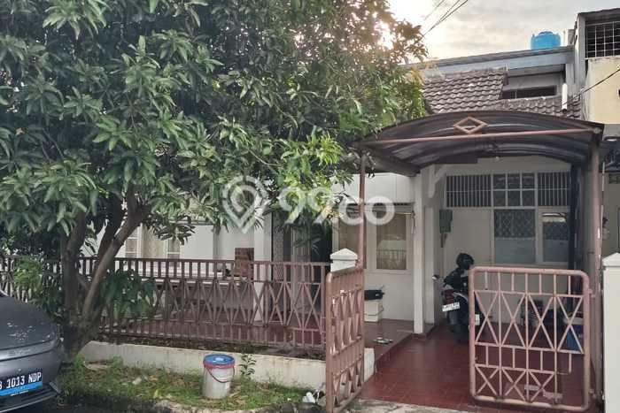 FOR SALE! Vila Kawasan Serpong Utara, Area 130m2m², Lokasi Strategis FOR SALE! Vila Kawasan Serpong Utara, Area 130m2m², Lokasi Strategis