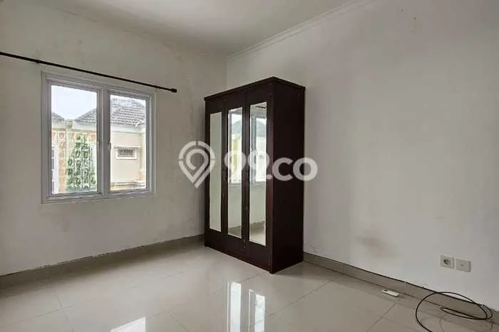 Disewakan! Rumah 4 Kamar Tidur &
4 Kamar Mandi di gading serpong samara village, Tangerang Disewakan! Rumah 4 Kamar Tidur &
4 Kamar Mandi di gading serpong samara village, Tangerang