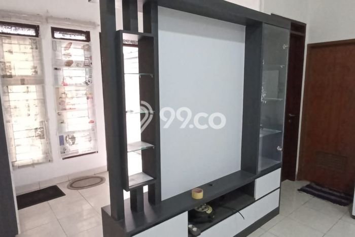 Rumah Bagus Furnished Di Taman Holis Indah 2 Cigondewah Bandung Rumah Bagus Furnished Di Taman Holis Indah 2 Cigondewah Bandung