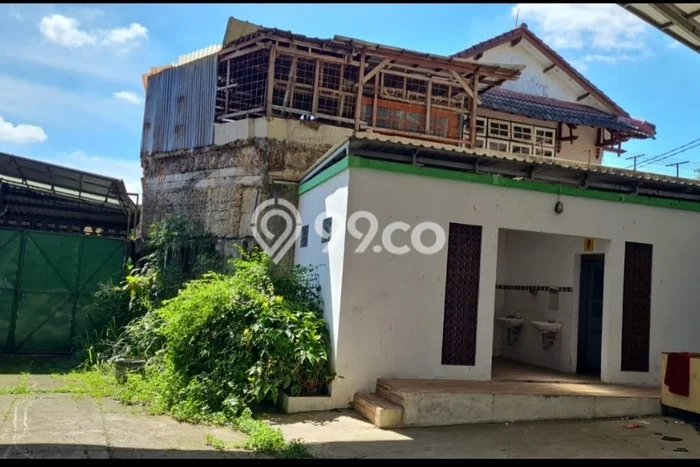 Disewakan Rumah Nyaman di Bondongan LT 2400m2 / LB 400m2 Siap Huni Disewakan Rumah Nyaman di Bondongan LT 2400m2 / LB 400m2 Siap Huni