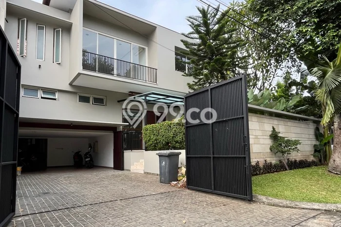 Hunian Modern Untuk Disewakan di Pondok Indah Jakarta Selatan 4 KT & 4 KM Hunian Modern Untuk Disewakan di Pondok Indah Jakarta Selatan 4 KT & 4 KM