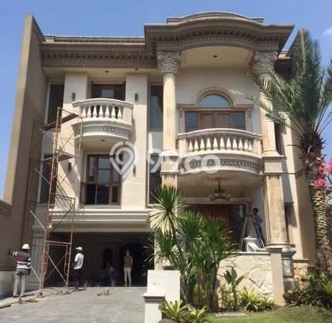 Disewakan Rumah Harga Terjangkau di Citraland Surabaya dengan 4 Kamar Tidur Disewakan Rumah Harga Terjangkau di Citraland Surabaya dengan 4 Kamar Tidur