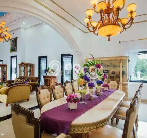 Rumah Elit LB 2000m2 Siap Pakai Desain Elegan di Sentul City, Bogor Rumah Elit LB 2000m2 Siap Pakai Desain Elegan di Sentul City, Bogor