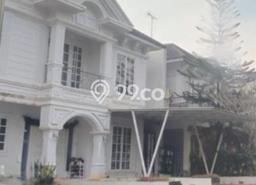 Ready to Use! Luxury House LT 180m2 Desain Modern di BSD Ready to Use! Luxury House LT 180m2 Desain Modern di BSD