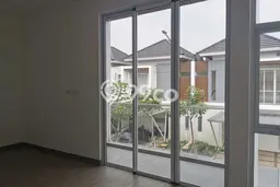 Rumah Mewah LB 99m2 Siap Pakai Desain Elegan di Metland Puri, Jakarta Barat Rumah Mewah LB 99m2 Siap Pakai Desain Elegan di Metland Puri, Jakarta Barat