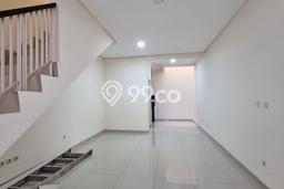 BEST PRICE! Rumah di Green Lake City, Akses ke Fasilitas, 2 KT, LT 60m² Bangunan 87m² BEST PRICE! Rumah di Green Lake City, Akses ke Fasilitas, 2 KT, LT 60m² Bangunan 87m²