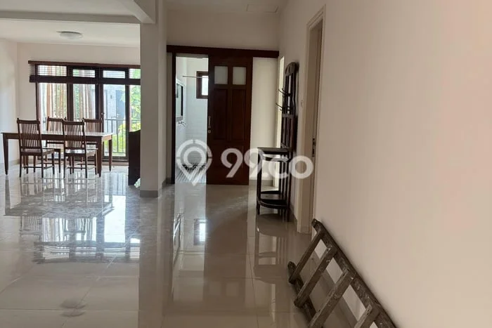 Disewakan! Rumah 4 Kamar Tidur &
3 Kamar Mandi di Cipete, Jakarta Selatan Disewakan! Rumah 4 Kamar Tidur &
3 Kamar Mandi di Cipete, Jakarta Selatan