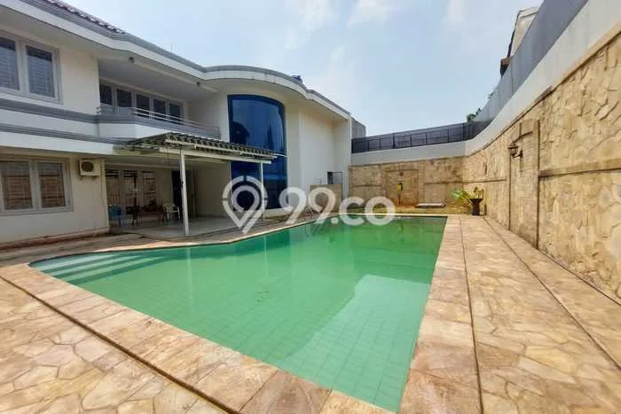 Rumah sewa siap pakai 5 Kamar Tidur di Pejaten, Jakarta Selatan Rumah sewa siap pakai 5 Kamar Tidur di Pejaten, Jakarta Selatan