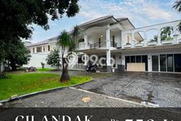 Disewakan Rumah Bagus di Cilandak Harga Rp 750 Juta/ Tahun Disewakan Rumah Bagus di Cilandak Harga Rp 750 Juta/ Tahun