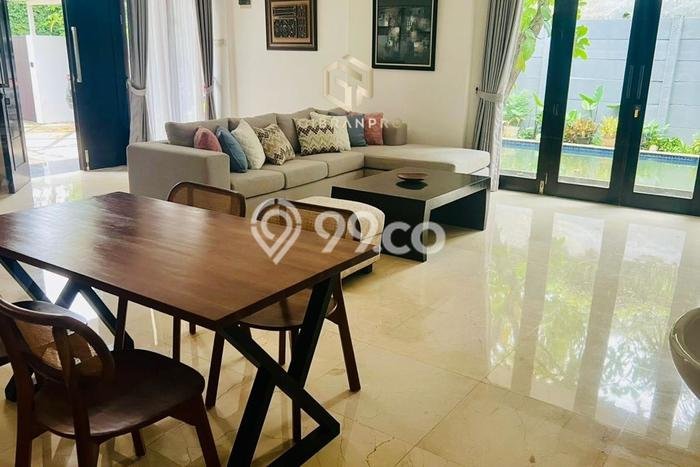 Disewakan Rumah Harga Terjangkau di Kemang Jakarta Selatan dengan 4 KT Disewakan Rumah Harga Terjangkau di Kemang Jakarta Selatan dengan 4 KT