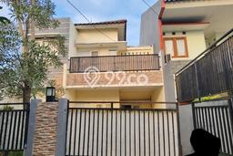 Rumah Modern 3 KT LT 209m2 di Pondok Kelapa Rumah Modern 3 KT LT 209m2 di Pondok Kelapa