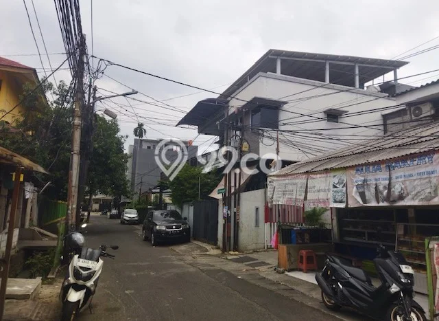 Jual Rumah Mewah Elegan Dengan View Eksklusif di Duri Kepa, Jakarta Barat Jual Rumah Mewah Elegan Dengan View Eksklusif di Duri Kepa, Jakarta Barat