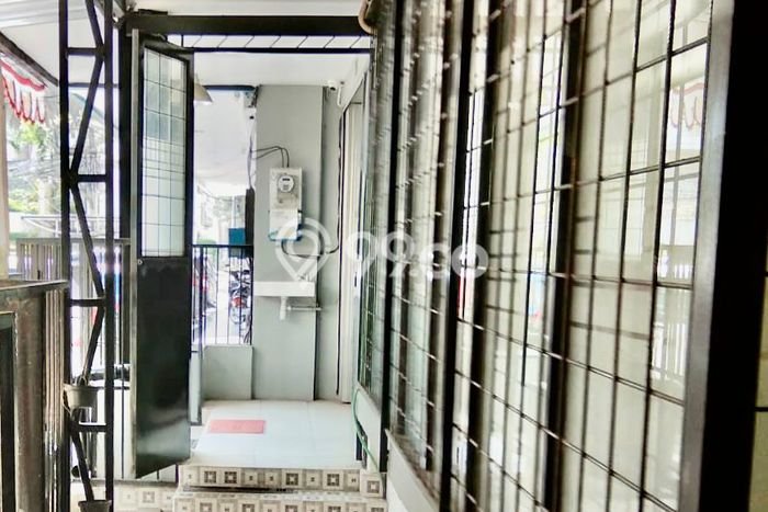 FOR SALE! Ruko di Gajah Mungkur Semarang, LT 121m2, LB 300m2 FOR SALE! Ruko di Gajah Mungkur Semarang, LT 121m2, LB 300m2