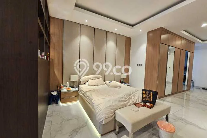 Hunian Mewah LB 1032m2 Siap Huni Desain Elegan di Pantai Indah Kapuk, Jakarta Utara Hunian Mewah LB 1032m2 Siap Huni Desain Elegan di Pantai Indah Kapuk, Jakarta Utara