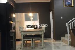 Rumah Minimalis 3 KT LT 90m2 di Taman Kopo Indah Rumah Minimalis 3 KT LT 90m2 di Taman Kopo Indah