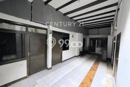 Hunian Elit LB 300m2 Siap Pakai Desain Elegan di Surya Sumantri, Bandung Hunian Elit LB 300m2 Siap Pakai Desain Elegan di Surya Sumantri, Bandung