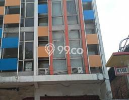 Unit Ruko Dijual di Surabaya LT 88m2 & LB 202m2 Unit Ruko Dijual di Surabaya LT 88m2 & LB 202m2