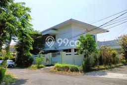 Rumah Nyaman Margorejo, Lingkungan Tenang - LT 522m² Rumah Nyaman Margorejo, Lingkungan Tenang - LT 522m²