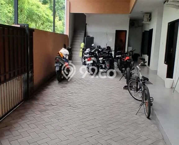 Cocok Untuk Investasi! Dijual Kost di Surabaya Kota 20 Kamar Cocok Untuk Investasi! Dijual Kost di Surabaya Kota 20 Kamar