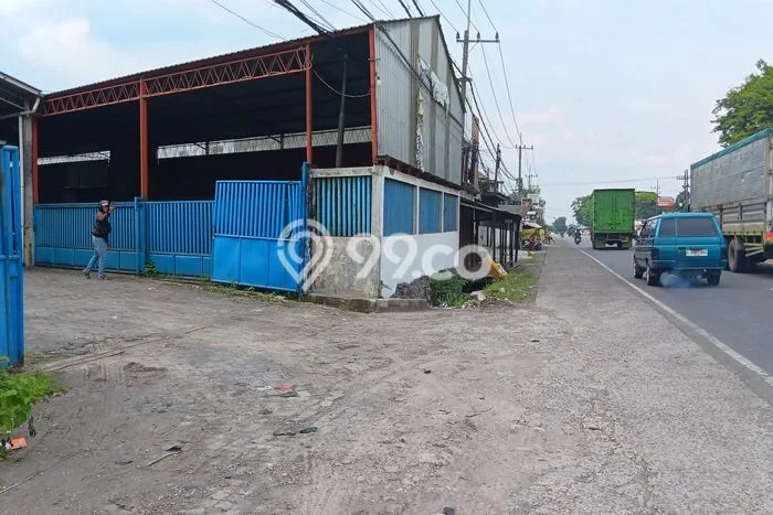 Gudang Usaha Dijual di Gempol Pasuruan LT 1000m2 & LB 900m2 Gudang Usaha Dijual di Gempol Pasuruan LT 1000m2 & LB 900m2