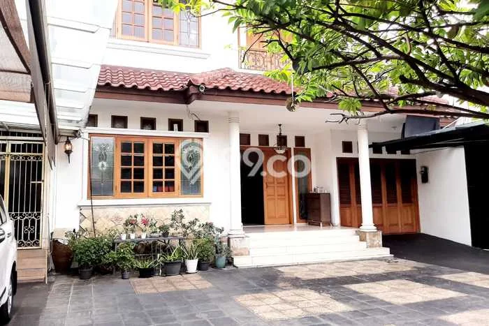Rumah Elit LB 404m2 Siap Huni Desain Elegan di Tomang, Jakarta Barat Rumah Elit LB 404m2 Siap Huni Desain Elegan di Tomang, Jakarta Barat