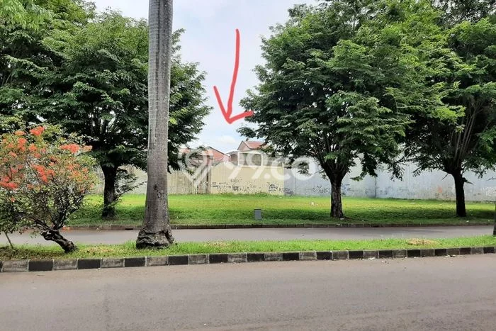 Tanah Dijual Lokasi Strategis di Jakarta Barat dengan Luas 450m2 Tanah Dijual Lokasi Strategis di Jakarta Barat dengan Luas 450m2