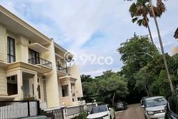 Dijual Rumah Mewah Megah Dengan View Cantik di Green Garden, Jakarta Barat Dijual Rumah Mewah Megah Dengan View Cantik di Green Garden, Jakarta Barat