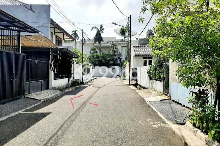 Rumah Elit Modern Siap Huni di Kedoya Baru Jakarta Barat Rumah Elit Modern Siap Huni di Kedoya Baru Jakarta Barat