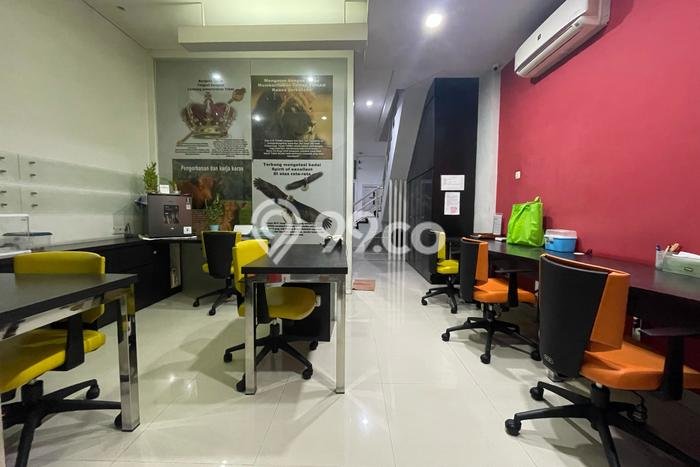 Unit Ruko Dijual di Gambir Jakarta Pusat 271m2 Unit Ruko Dijual di Gambir Jakarta Pusat 271m2