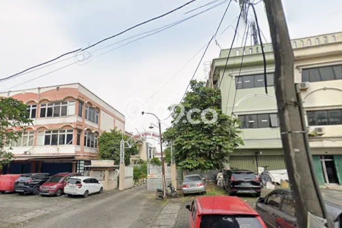 Tanah Dijual Area Strategis di Kedoya Jakarta Barat 256m2 Tanah Dijual Area Strategis di Kedoya Jakarta Barat 256m2