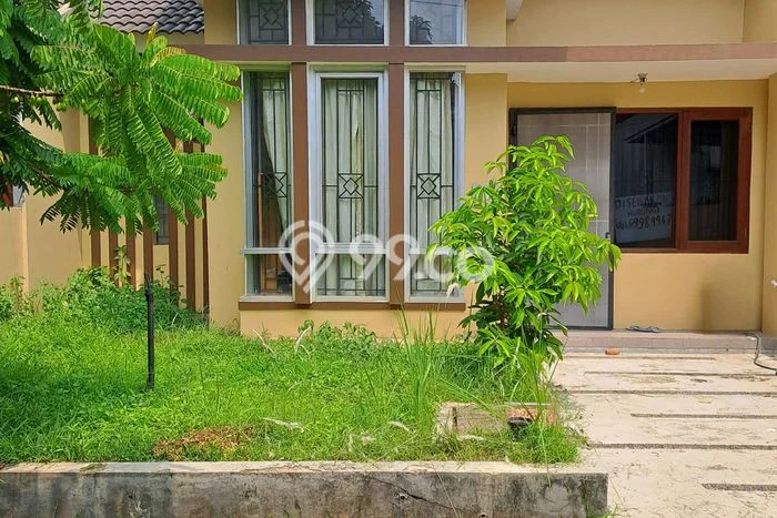Disewakan! Rumah 2 Kamar Tidur &
1 Kamar Mandi di Cikupa Citra Raya, Tangerang Disewakan! Rumah 2 Kamar Tidur &
1 Kamar Mandi di Cikupa Citra Raya, Tangerang