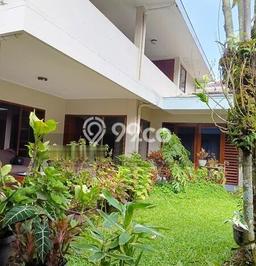 Rumah Elit Modern Tanpa Renovasi di Dago Bandung Rumah Elit Modern Tanpa Renovasi di Dago Bandung