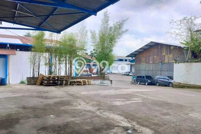 Gudang Lokasi Strategis Kawasan Cibeureum, Luas 380m², For Rent Gudang Lokasi Strategis Kawasan Cibeureum, Luas 380m², For Rent