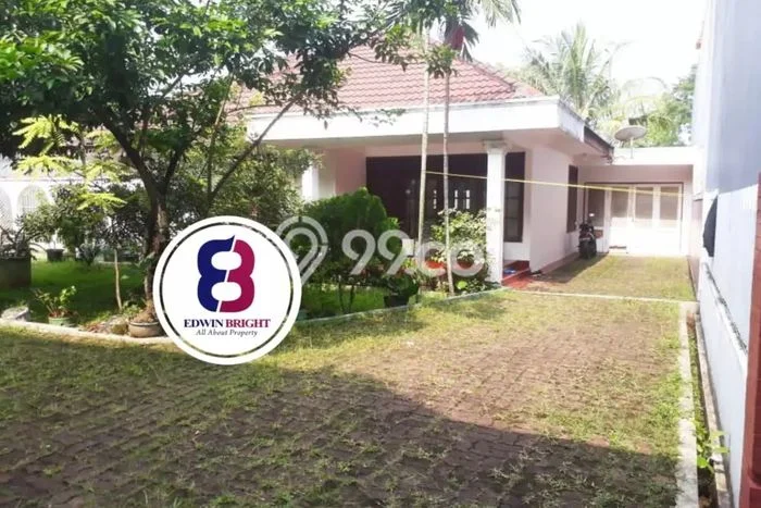 Rumah Luxury Modern Tanpa Renovasi di Pondok Pinang Jakarta Selatan Rumah Luxury Modern Tanpa Renovasi di Pondok Pinang Jakarta Selatan