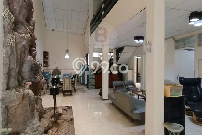 Jual Rumah Mewah Megah Dengan View Cantik di Pejompongan, Jakarta Pusat Jual Rumah Mewah Megah Dengan View Cantik di Pejompongan, Jakarta Pusat