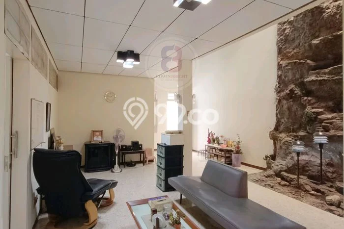 Jual Rumah Mewah Megah Dengan View Cantik di Pejompongan, Jakarta Pusat Jual Rumah Mewah Megah Dengan View Cantik di Pejompongan, Jakarta Pusat